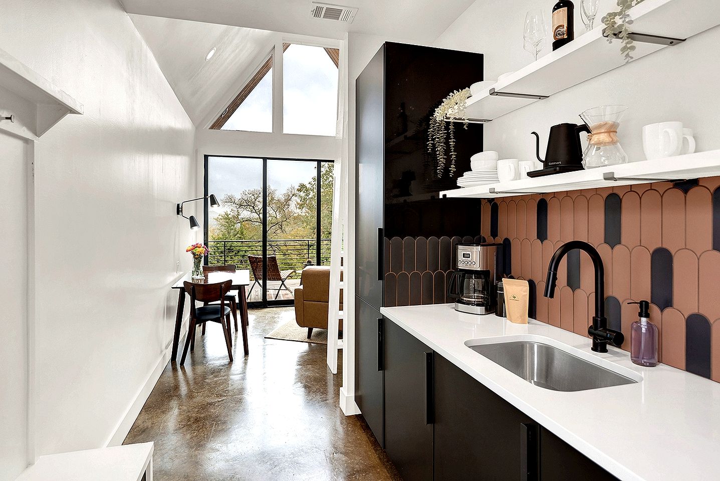 Beautiful Cabin with Incredible Design and Starrynight in Wimberley, Texas