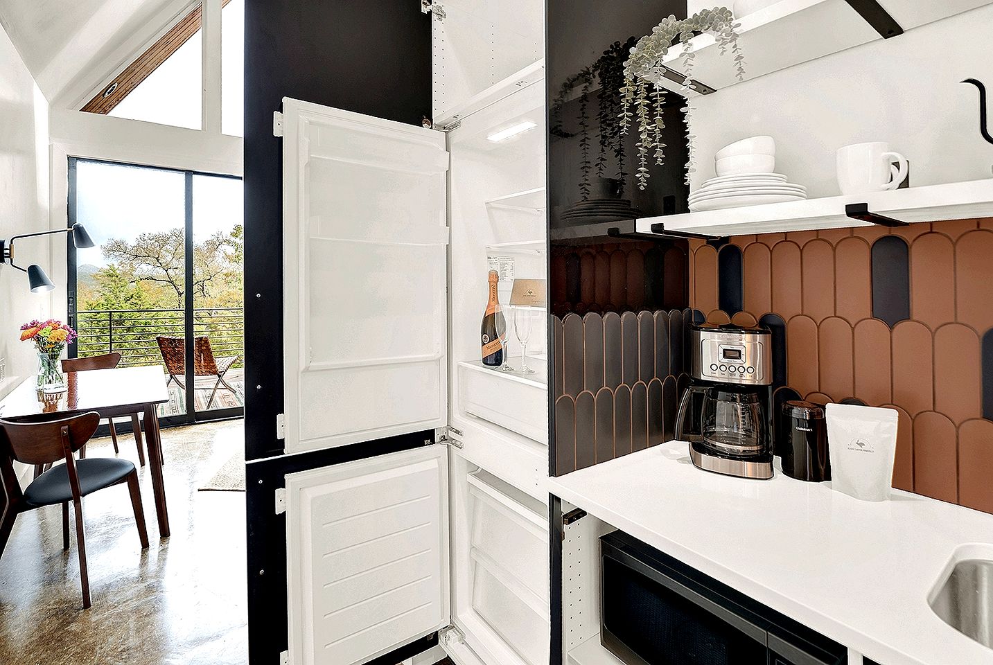 Beautiful Cabin with Incredible Design and Starrynight in Wimberley, Texas