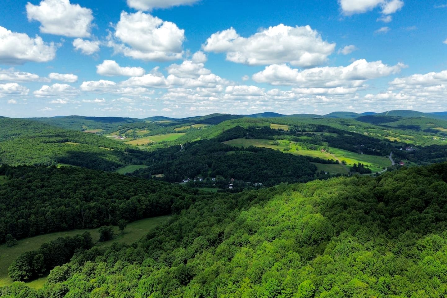 Serene Mountainside Retreat with Panoramic Views & Game Room in Bovina, New York