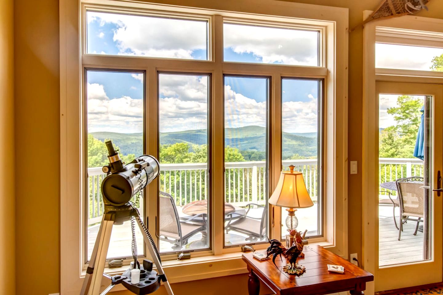 Serene Mountainside Retreat with Panoramic Views & Game Room in Bovina, New York