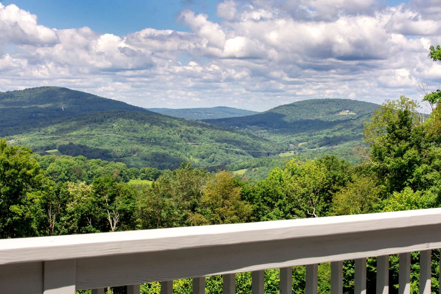 Serene Mountainside Retreat with Panoramic Views & Game Room in Bovina, New York