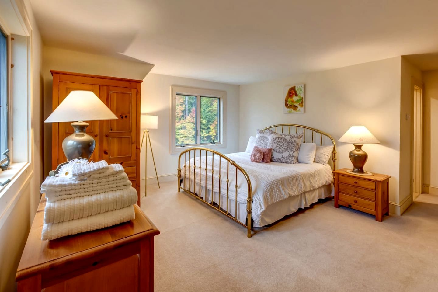 Serene Mountainside Retreat with Panoramic Views & Game Room in Bovina, New York