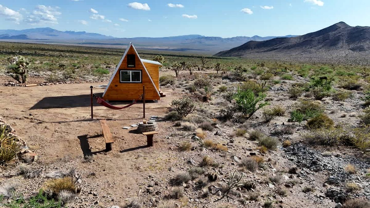 Secluded Desert A-Frame Tiny Home with Exclusive Privacy near Skywalk | Mohave County, Arizona