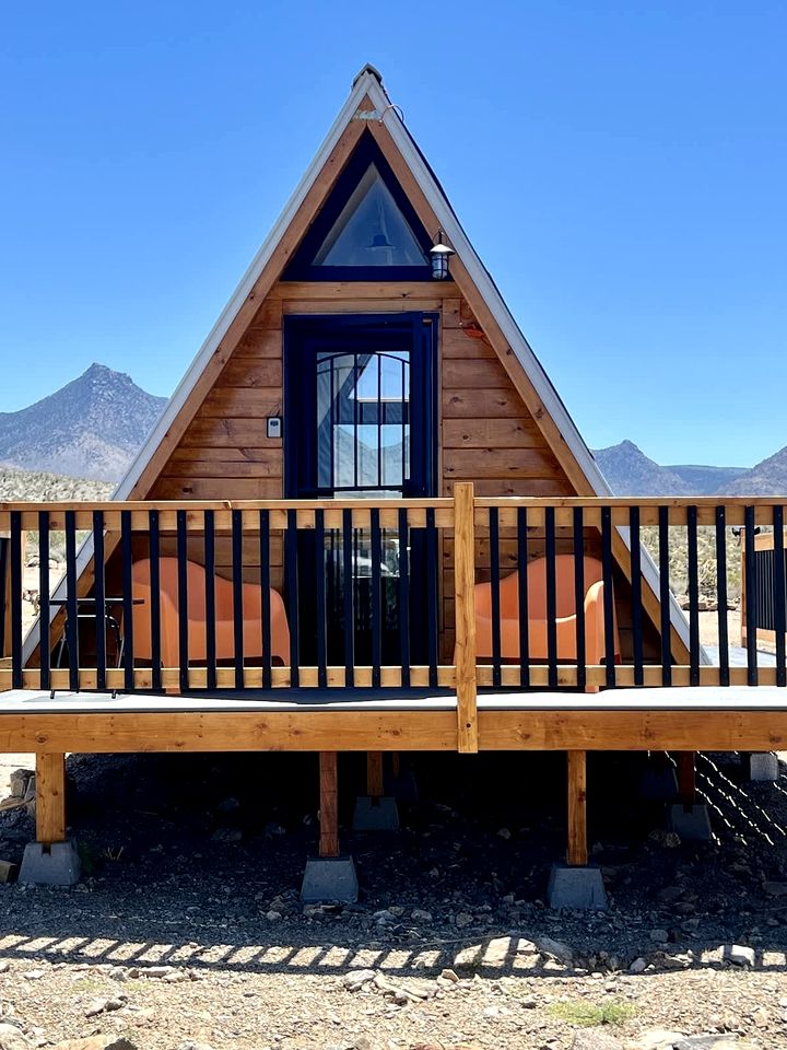 Secluded Romantic A-Frame Tiny Home with Stargazing Deck near Grand Canyon, Meadview, Arizona