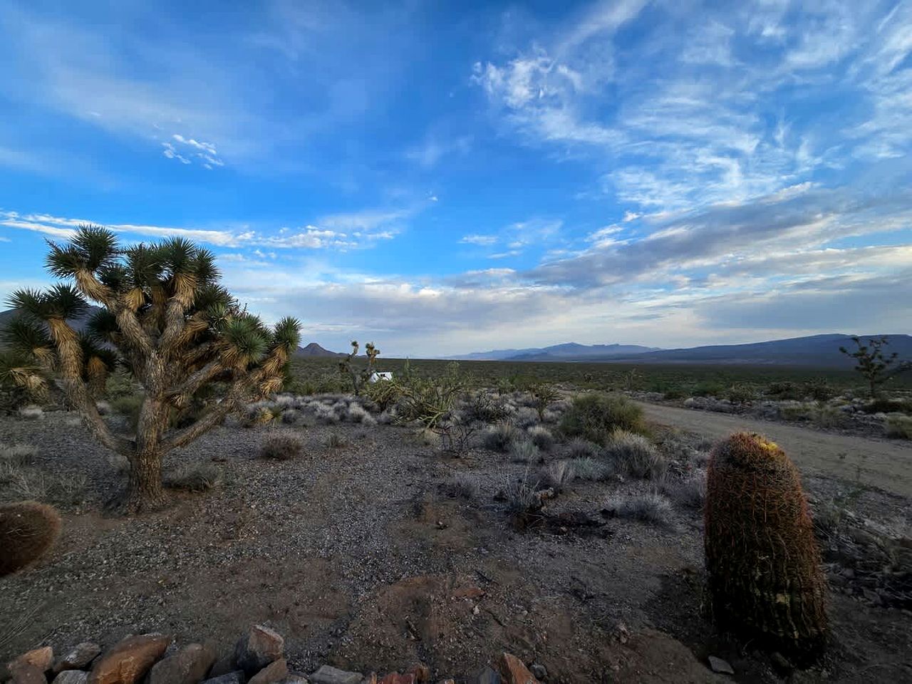 Secluded Romantic A-Frame Tiny Home with Stargazing Deck near Grand Canyon, Meadview, Arizona