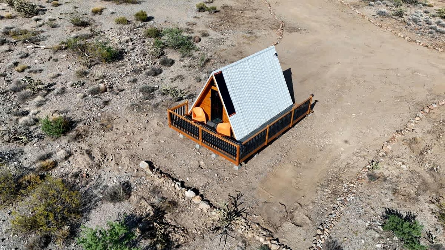 Secluded Romantic A-Frame Tiny Home with Stargazing Deck near Grand Canyon, Meadview, Arizona