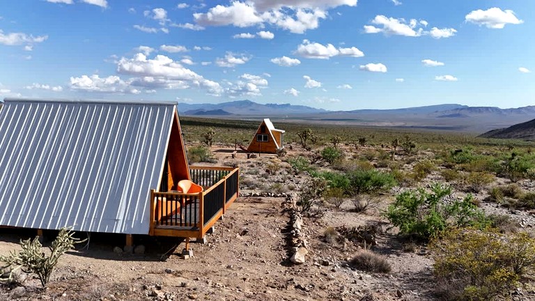 Secluded Romantic A-Frame Tiny Home with Stargazing Deck near Grand Canyon, Meadview, Arizona