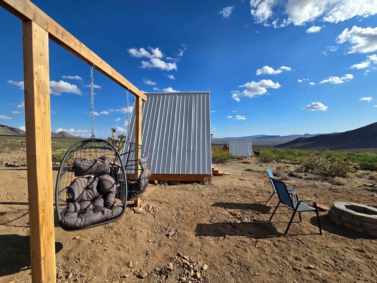 Secluded Off-Grid Tiny Home with Stargazing Views Near Grand Canyon, Valle, Arizona
