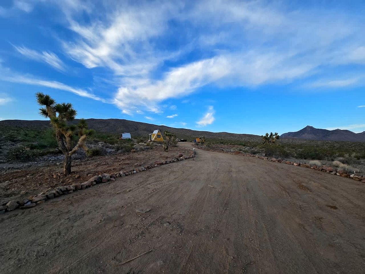 Secluded Off-Grid Tiny Home with Stargazing Views Near Grand Canyon, Valle, Arizona