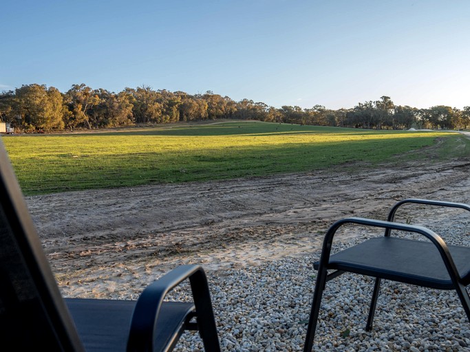 Tiny Houses (Australia, Warrenmang, Victoria)