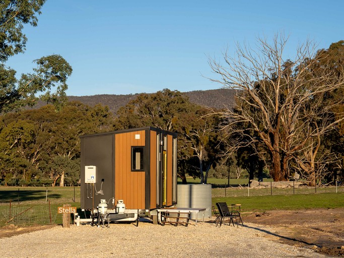 Tiny Houses (Australia, Warrenmang, Victoria)