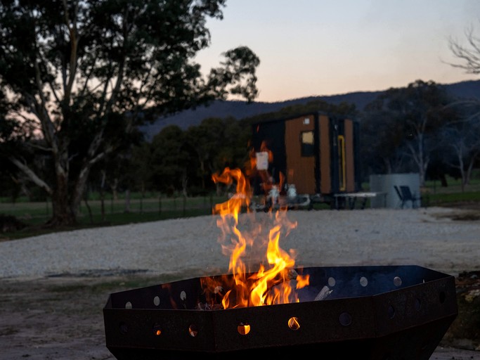 Tiny Houses (Australia, Warrenmang, Victoria)