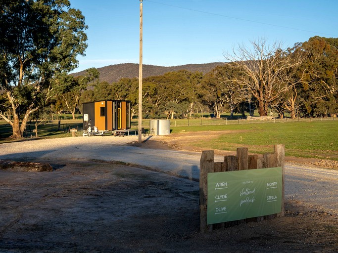 Tiny Houses (Australia, Warrenmang, Victoria)