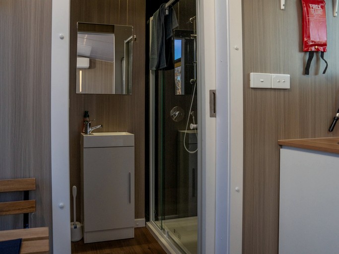 Tiny Houses (Australia, Warrenmang, Victoria)