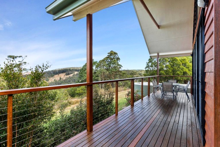 Vacation Rentals (Australia, Ravensbourne, Queensland)