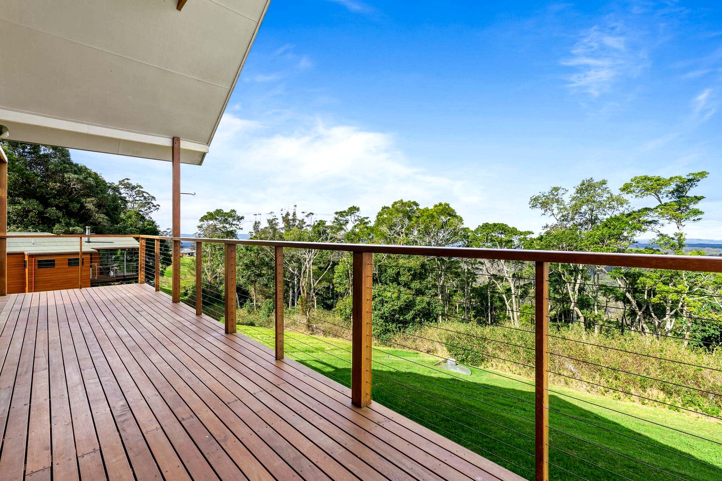 Romantic Chalet with Spa and Panoramic Views near Lake Cressbrook, Crows Nest QLD