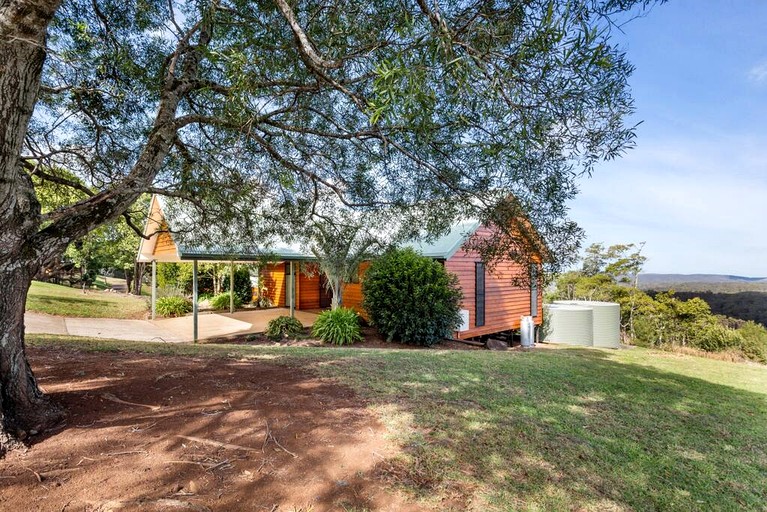 Vacation Rentals (Australia, Ravensbourne, Queensland)