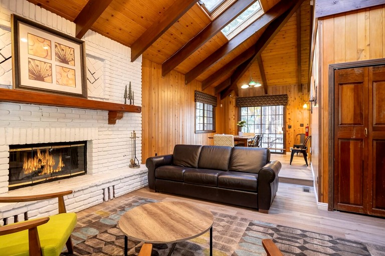 Cabins (United States of America, Big Bear Lake, California)