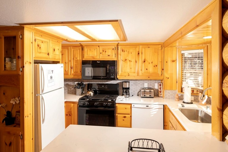 Cabins (United States of America, Big Bear Lake,California)