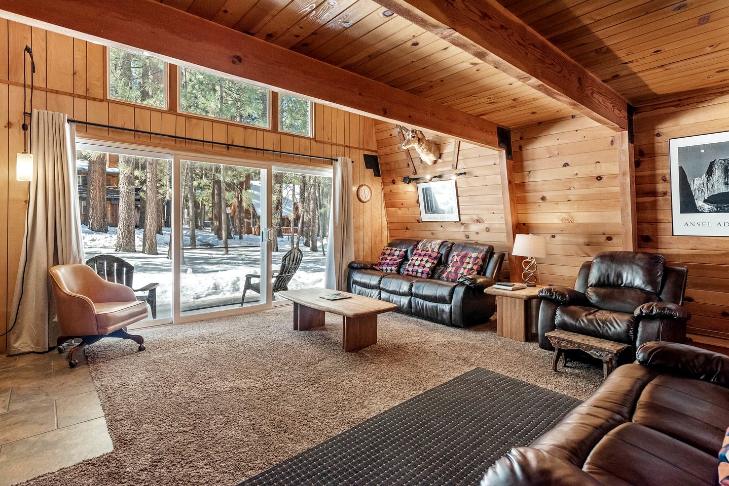 Unique Cabin with BBQ and Picnic Space in Big Bear Lake