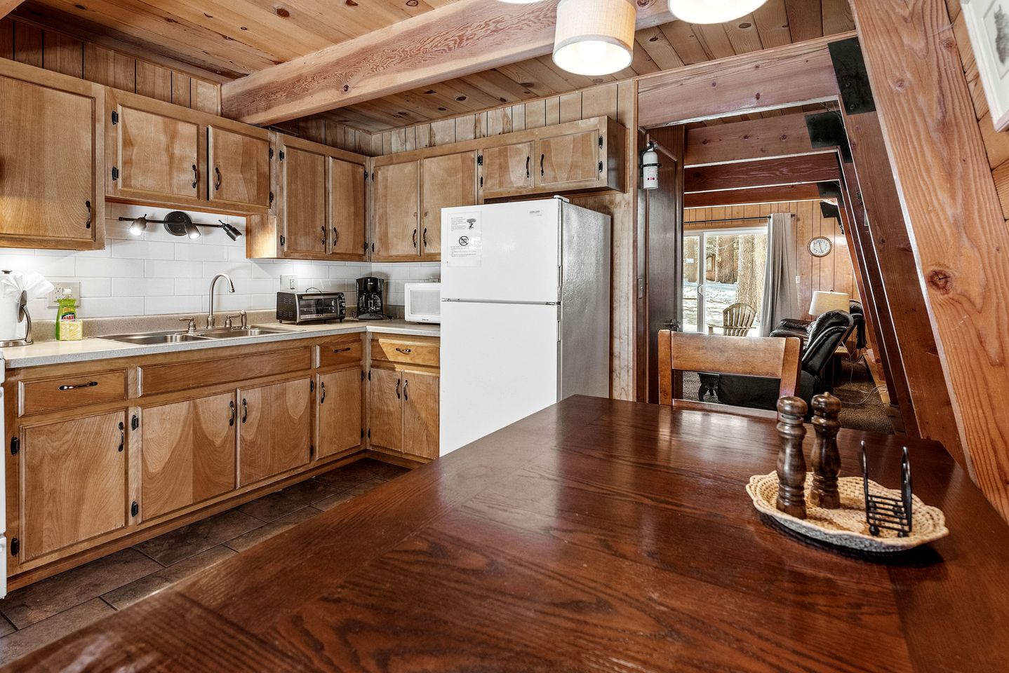 Unique Cabin with BBQ and Picnic Space in Big Bear Lake