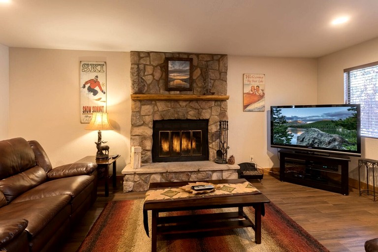 Cabins (United States of America, Big Bear Lake, California)