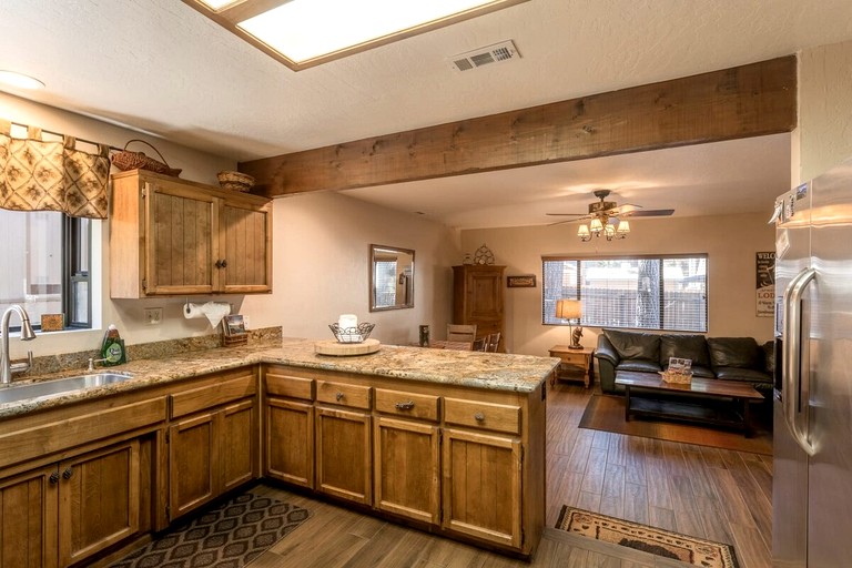 Cabins (United States of America, Big Bear Lake, California)