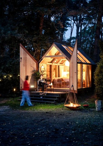 Tiny Houses (Belgium, --, --)