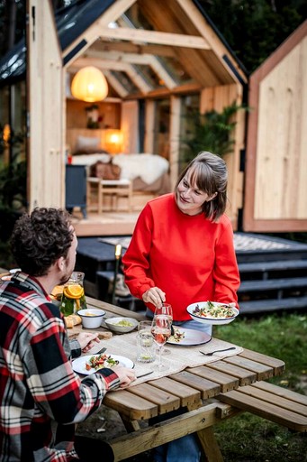 Tiny Houses (Belgium, --, --)
