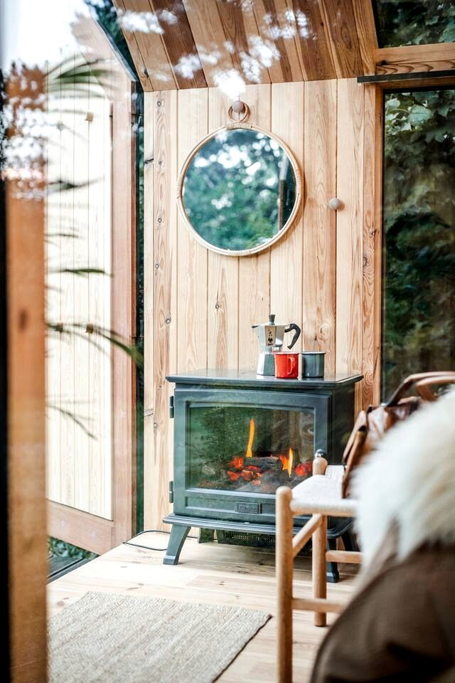 Cozy Glass Cabin with Stargazing Experience near De Merode Nature Park in Westerlo, Flanders