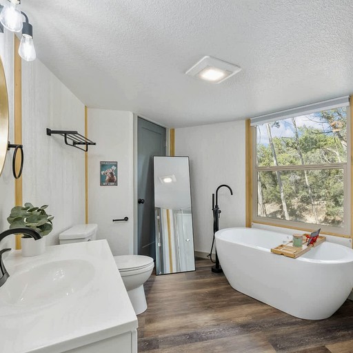 Cabins (United States of America, Canyon Lake, Texas)