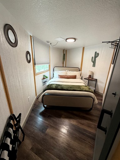 Cabins (United States of America, Canyon Lake, Texas)