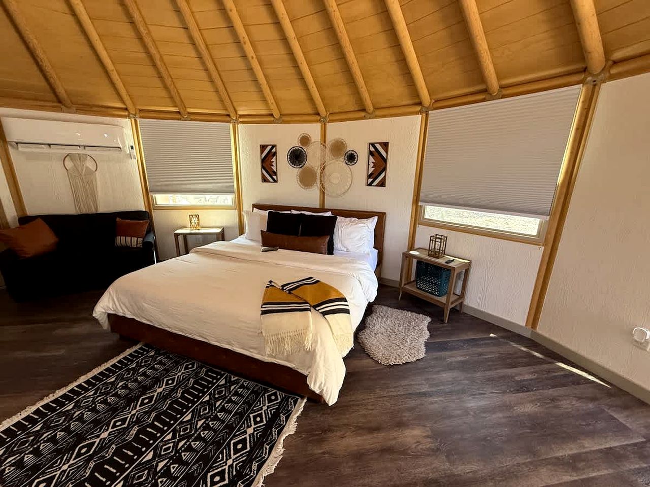 Luxury Yurt-Cabin with Private Hot Tub Near Canyon Lake, Texas