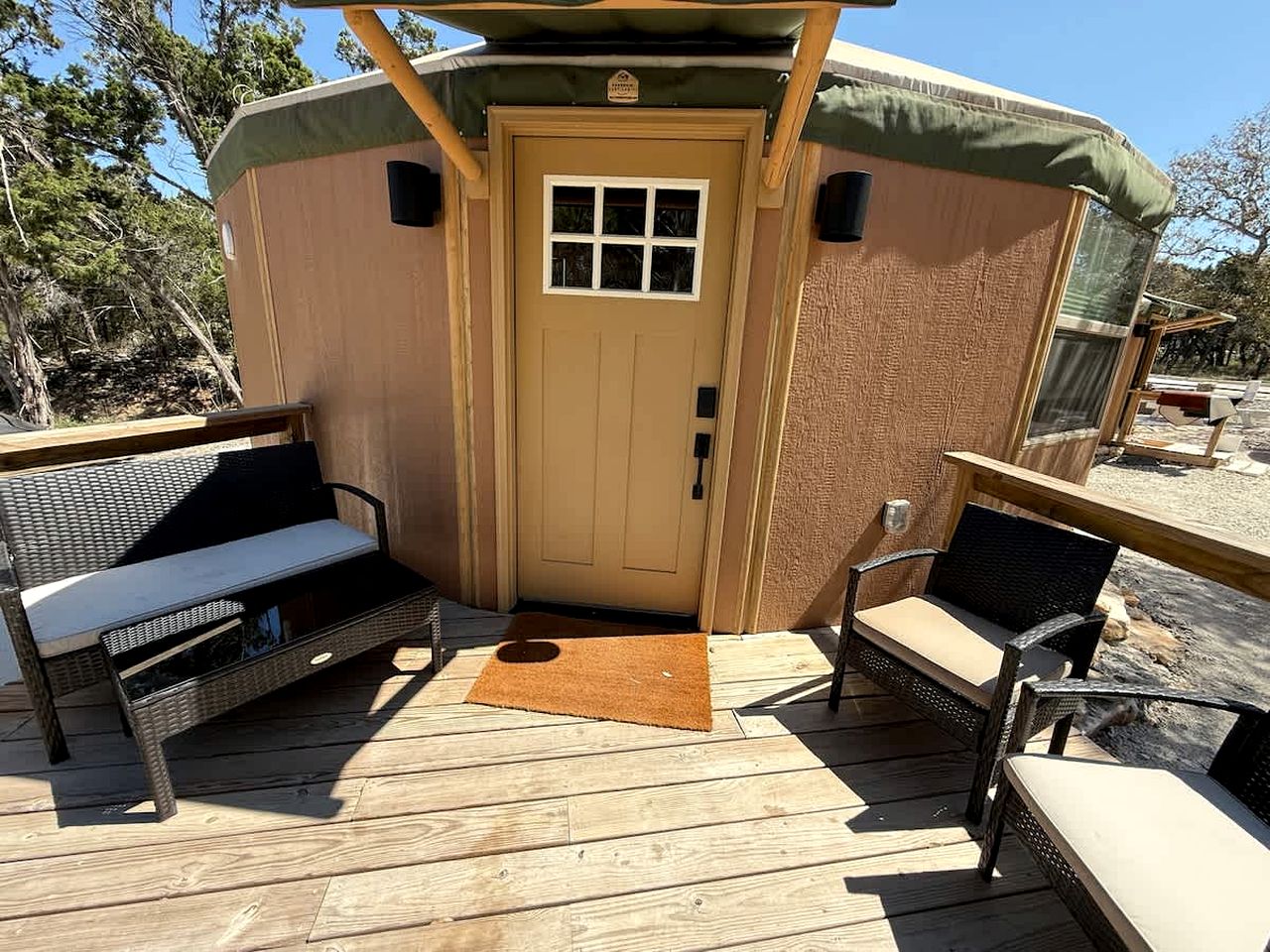 Luxury Yurt-Cabin with Private Hot Tub Near Canyon Lake, Texas