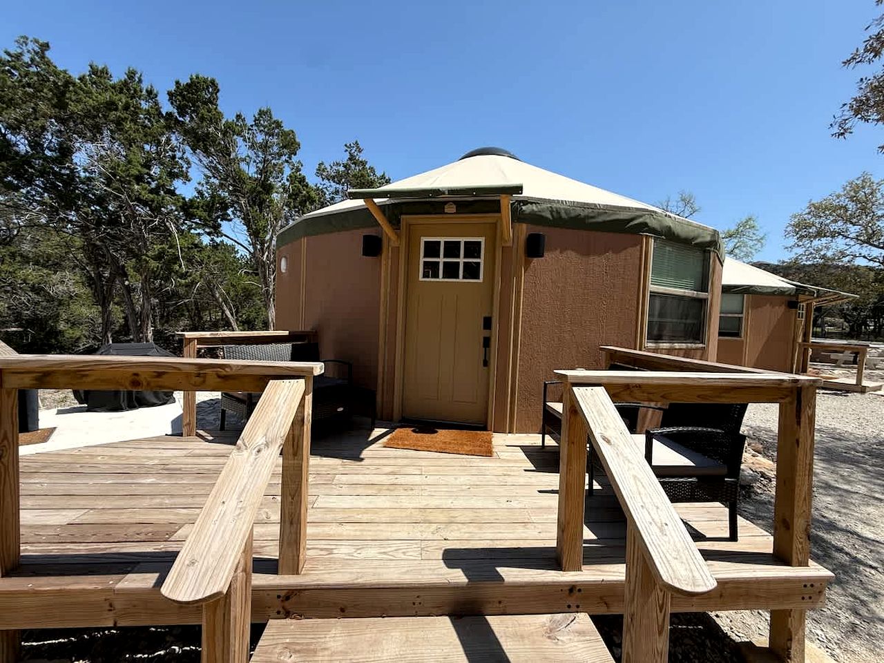 Luxury Yurt-Cabin with Private Hot Tub Near Canyon Lake, Texas