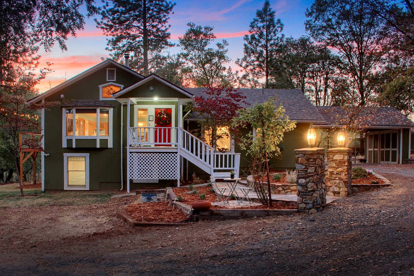 Cabin in Mariposa, California