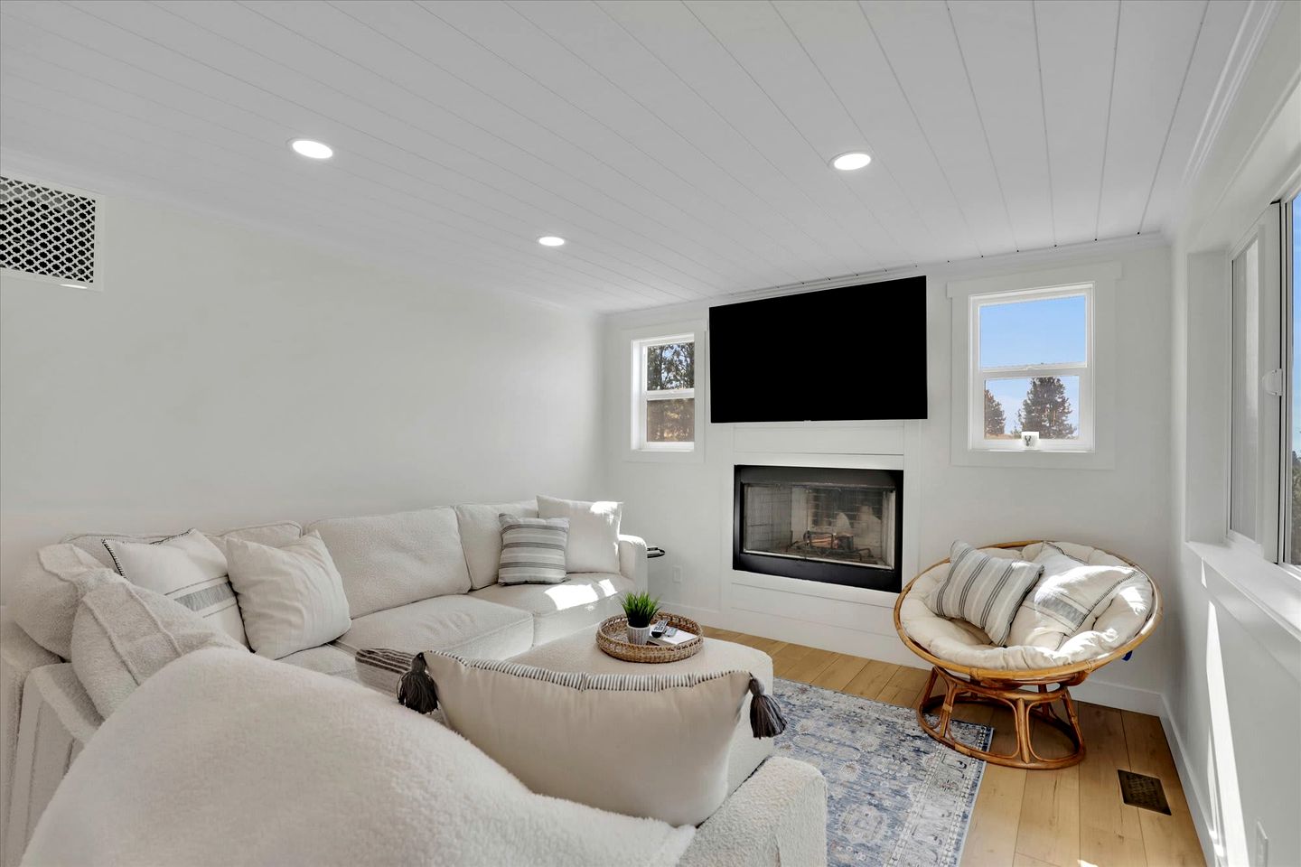 Tranquil Creekside Retreat Home with Scenic Porch Views near Stevens Creek Trails, Spokane, Washington