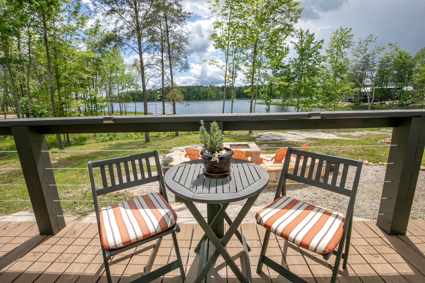 Breathtaking Cottage with Fire Pit in Tracy City, Tennessee