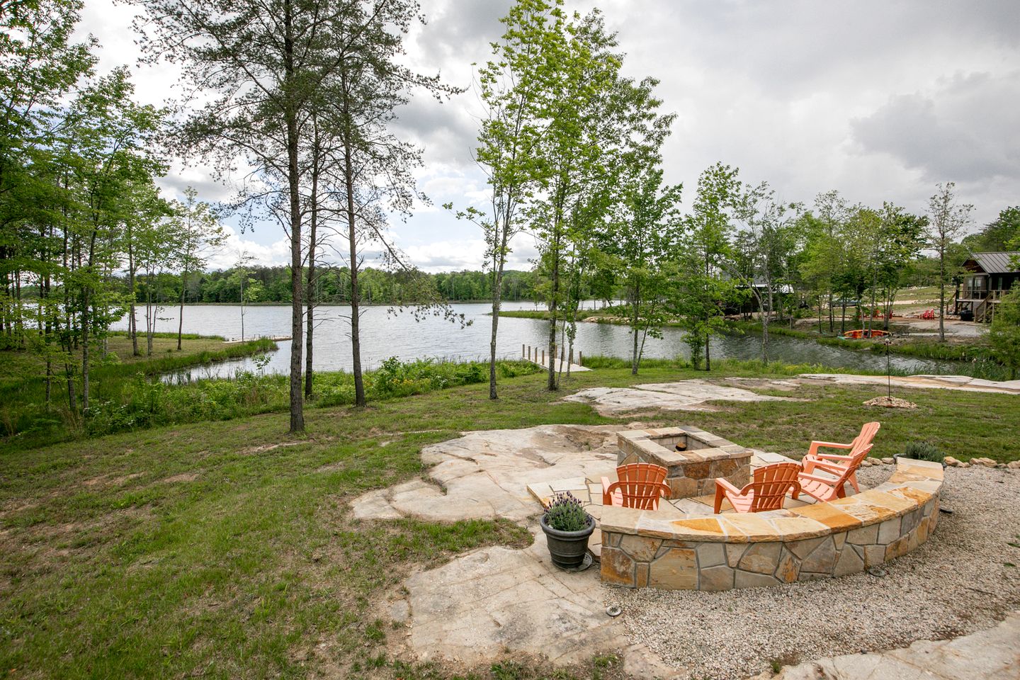 Breathtaking Cottage with Fire Pit in Tracy City, Tennessee