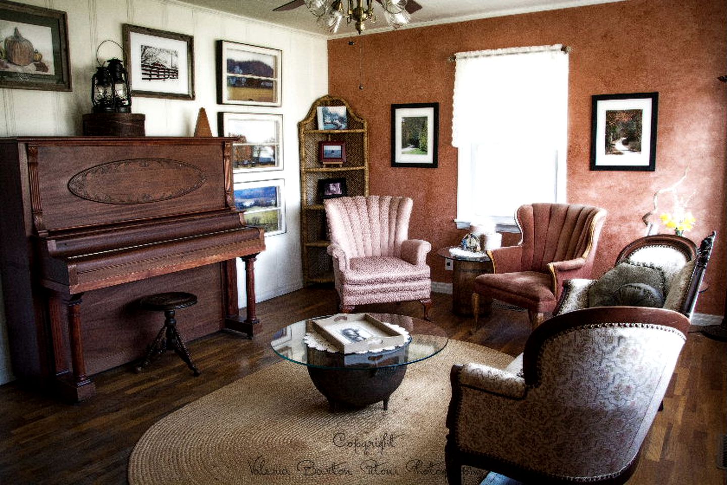 Cottage Rental with a Clawfoot Tub on a Working Farm in West Tennessee