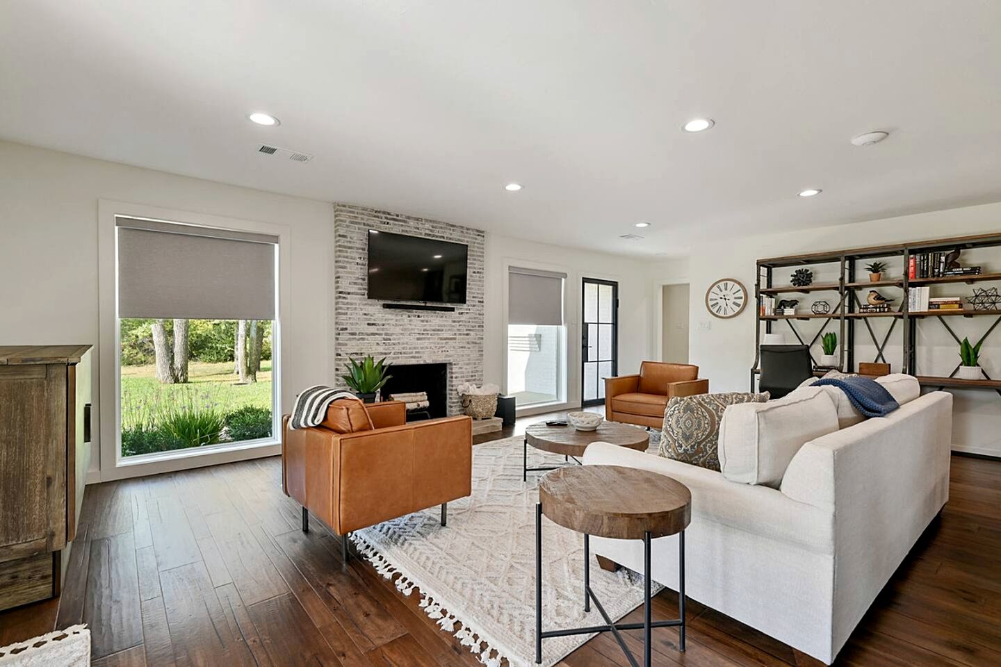 Luxurious Cottage with Lovely Outdoor Living Area in Texas