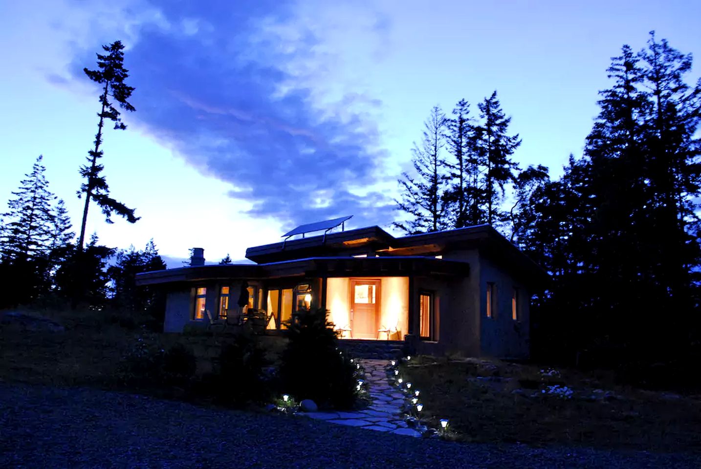 Eco Friendly Rental On South Vancouver Island