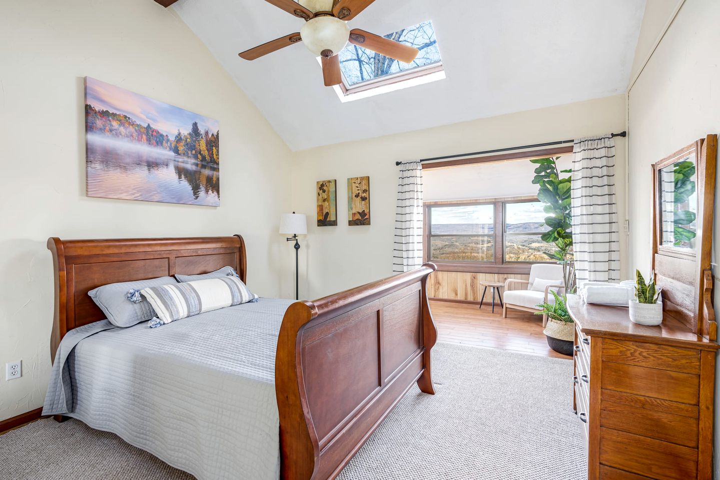 Stone Cabin with Amazing Views, Hot Tub, Fire Pit and Game Room Perfect for Your Gerrardstown, WV Getaway