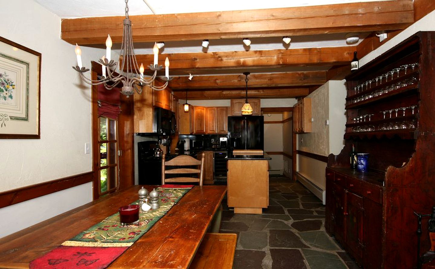 Charming Secluded Cottage with Fairy Tale Woodlands in Vermont's Green Mountains