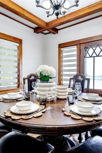 Vacation Rentals (Canada, Kingsville, Ontario)