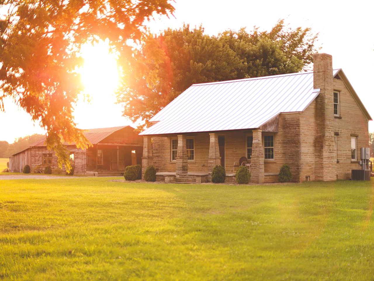 Gorgeous Country Cottage for a Farm Getaway in Cookeville, Tennessee