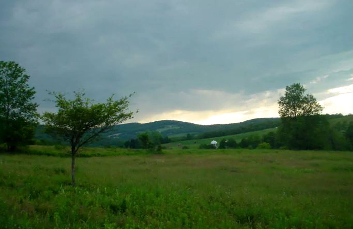 Picturesque Bed and Breakfast on a Farm in East Meredith, New York
