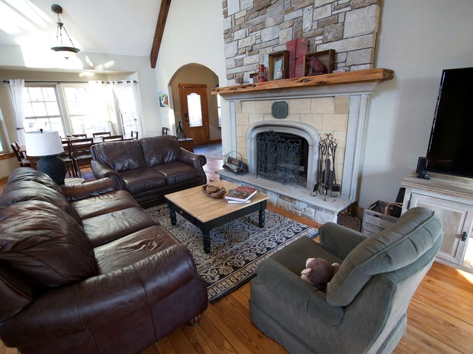 Cabins (Eureka Springs, Arkansas, United States)