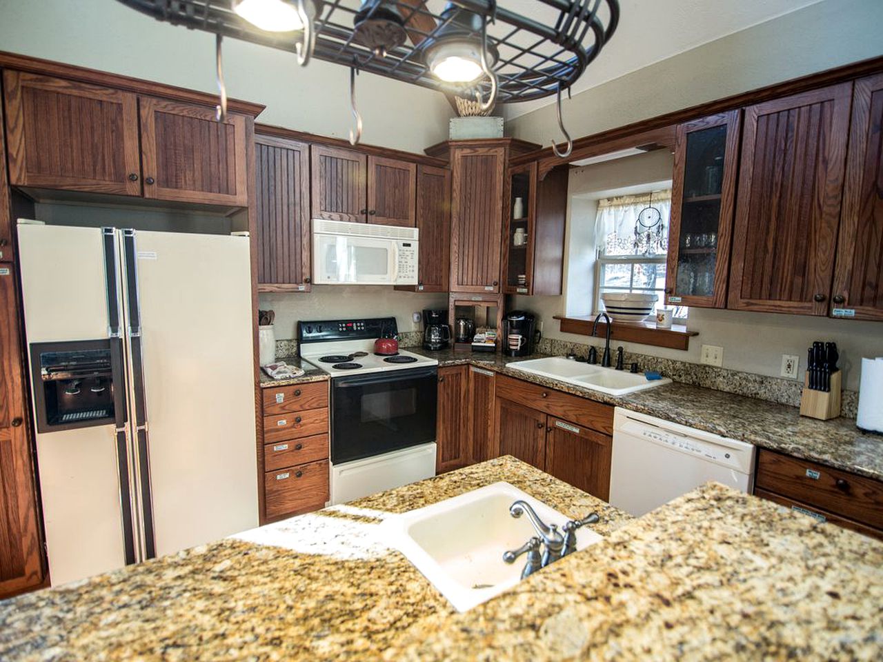 Amazing Contemporary Castle Rental for Families and Groups in Eureka Springs, Arkansas