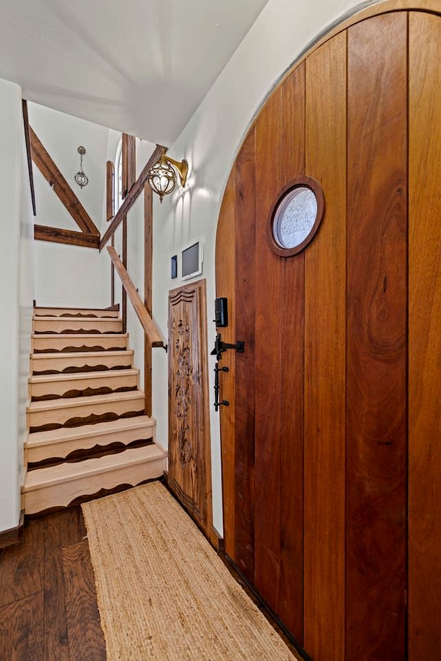 Enchanting Fairytale Cottage with Secret Spa Retreat near Fredericksburg, Texas